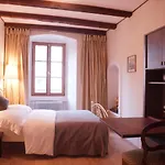 Maison Junod Gæstehus Romainmotier