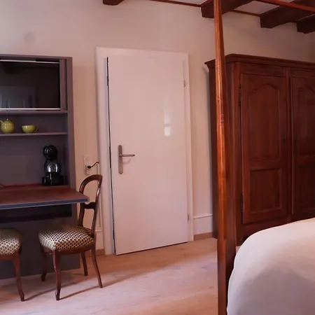 Maison Junod Romainmotier