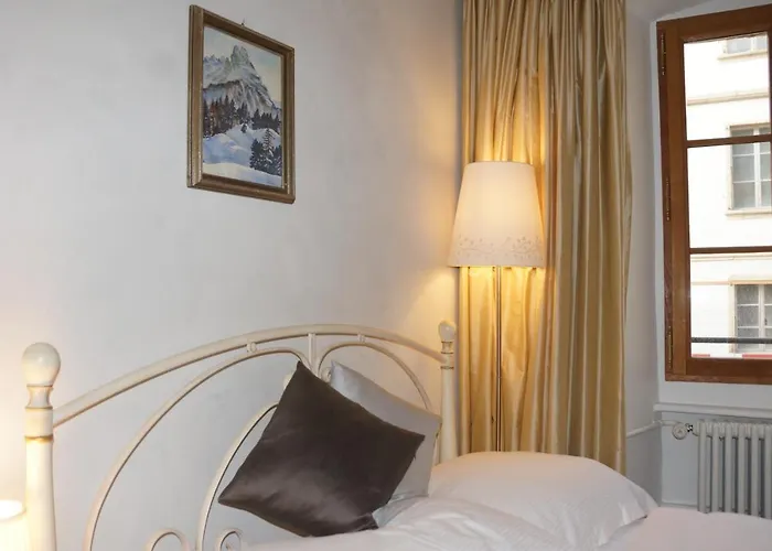 Maison Junod Romainmotier